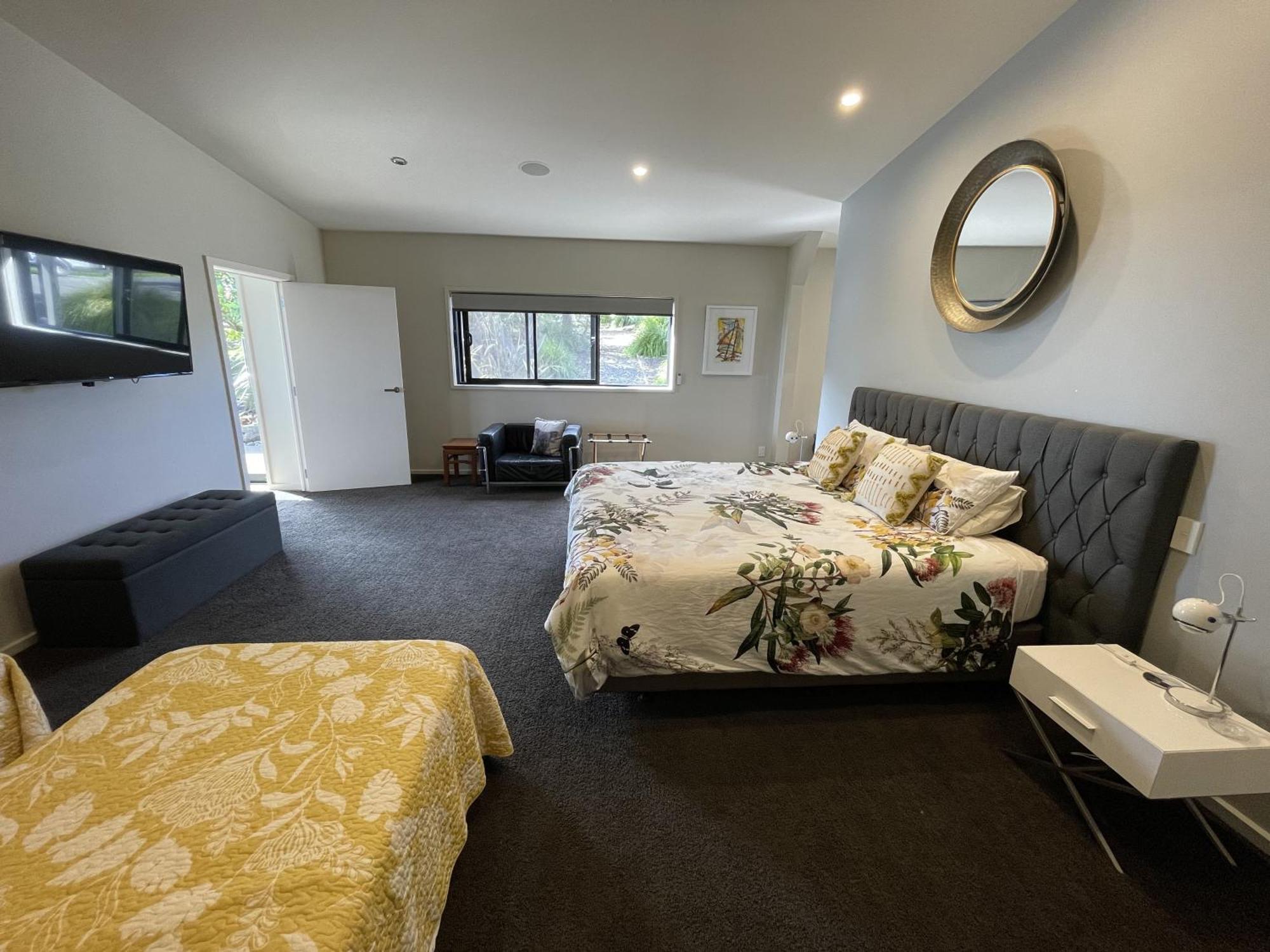 Matapouri & Tutukaka Spectacular Coastal Views- Aroha Luxury Guest Suite Exteriör bild